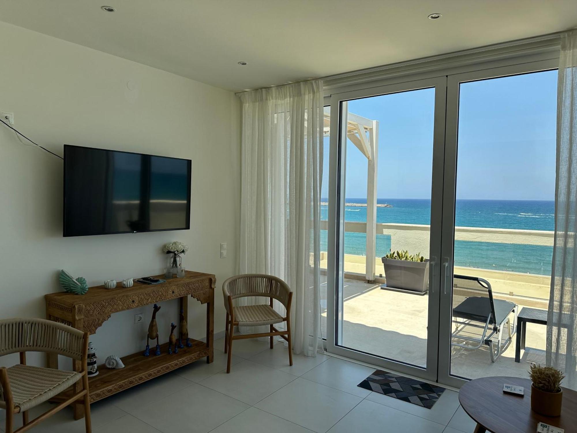 העיירה רתימנו Nathalie'S Beachfront Apartment מראה חיצוני תמונה